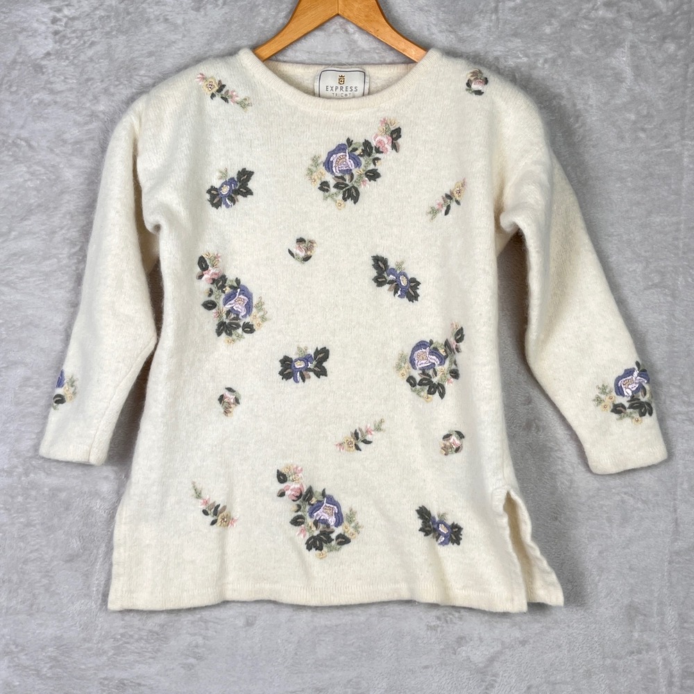 Vintage Express Tricot Angora Lambswool Floral Embroidered Sweater XS Small 90s